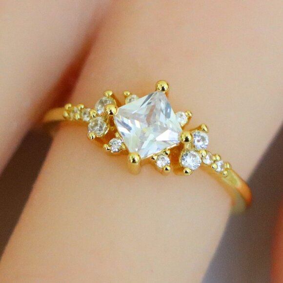 Noble Square Flower Gold Plated Princess Ring for Women, PDMCM074-6 - Picture 9 of 9